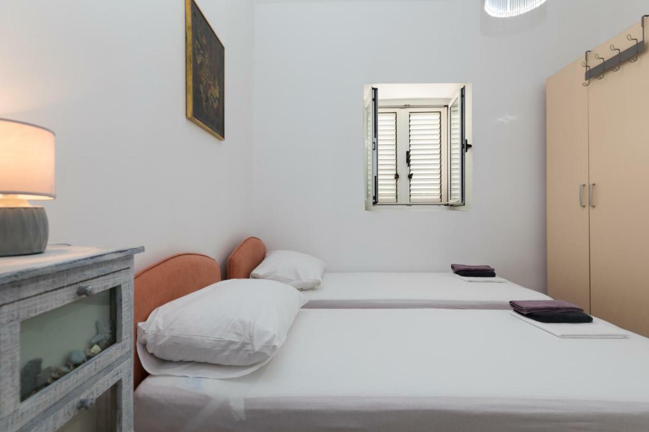 The View Apartment มีมิตเซ ภายนอก รูปภาพ